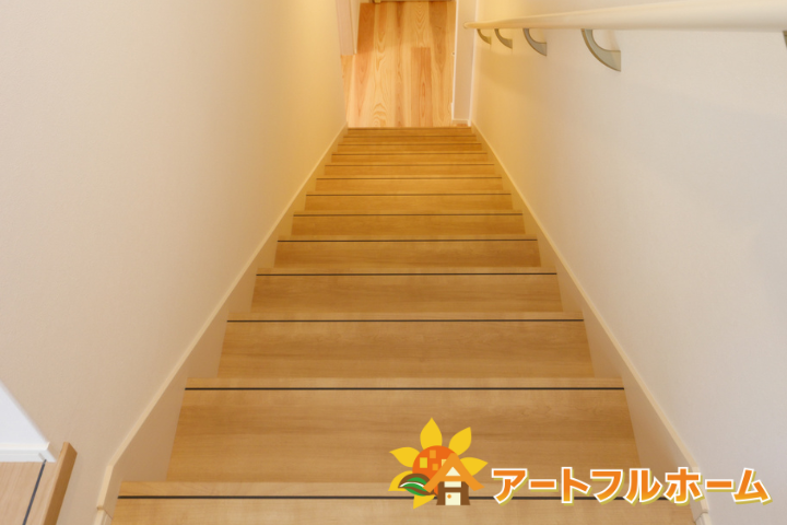 階段デザイン　シンプル