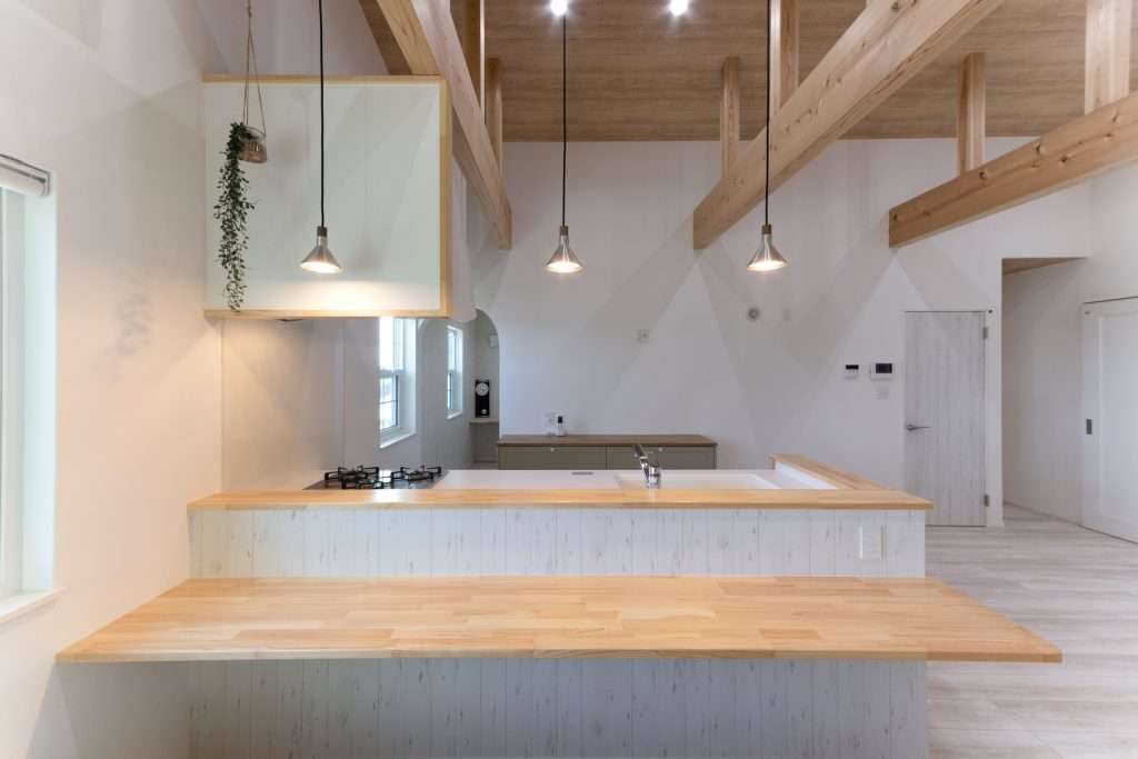 オシャレで快適ペニンシュラキッチン