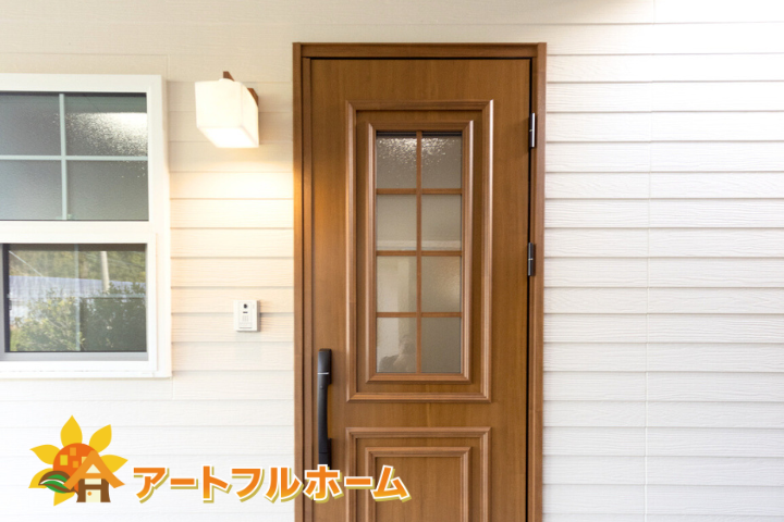 玄関ドアの種類