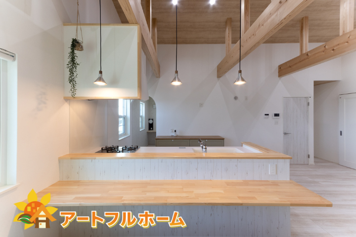 オシャレで快適ペニンシュラキッチン
