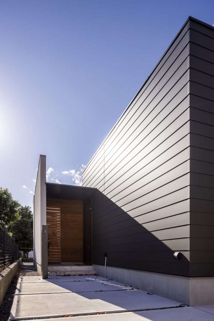 プライバシー確保できるおしゃれスタイリッシュなお家