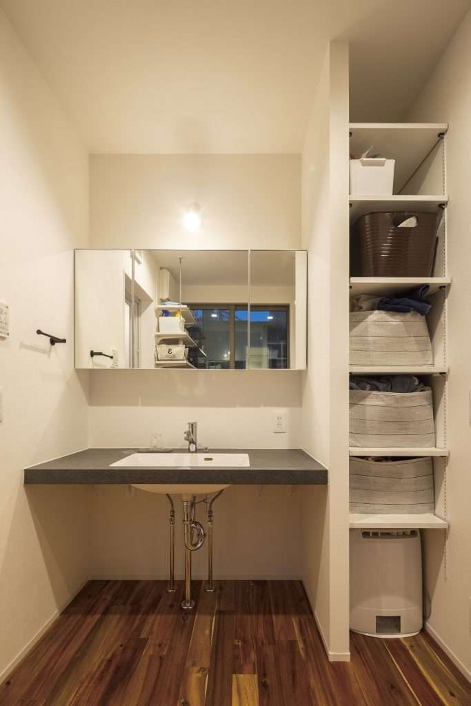 スッキリシンプルな洗面スペース
