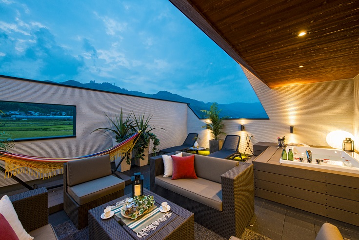 アウトドアリビングで日常を特別