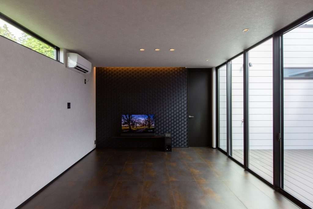 モノトーンでシンプルカッコイイ平屋のお家