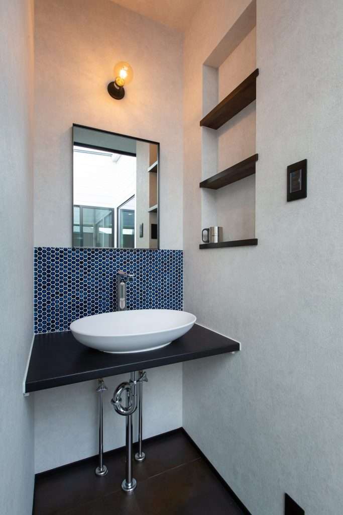 モノトーンでシンプルカッコイイ平屋のお家