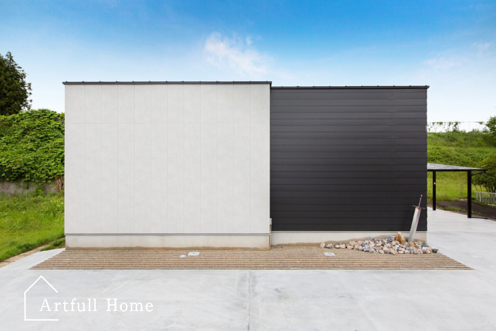 モノトーンでシンプルカッコイイお家