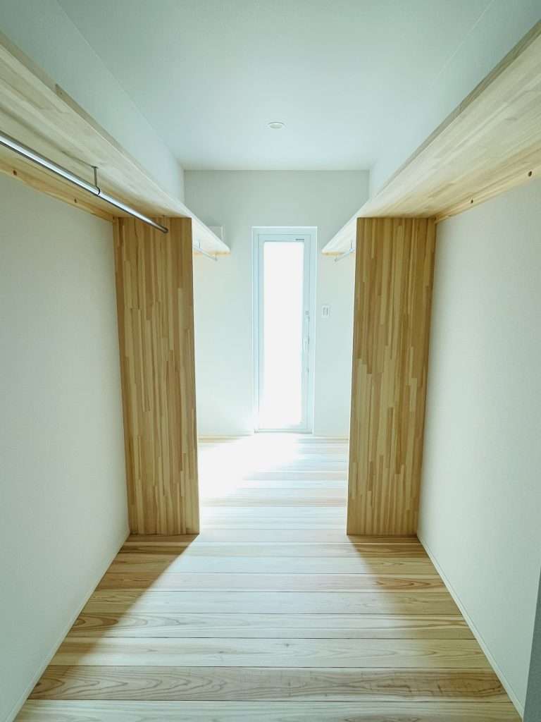 片付け上手になれるファミクロ　ファミリークローゼット