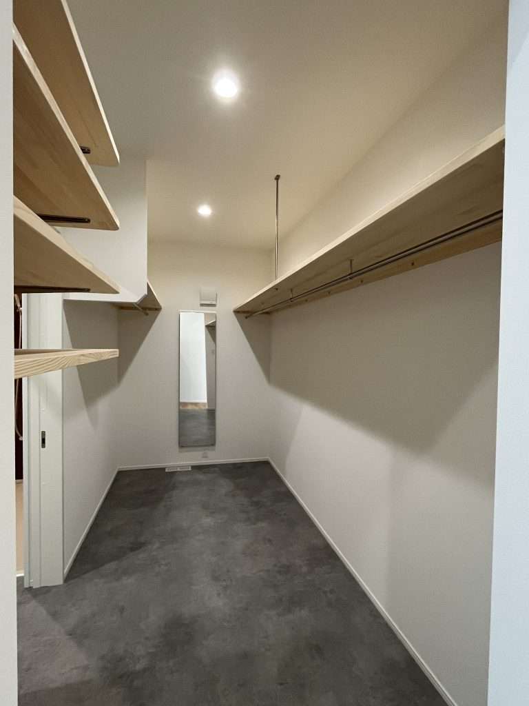 片付け上手になれるファミクロ　ファミリークローゼット