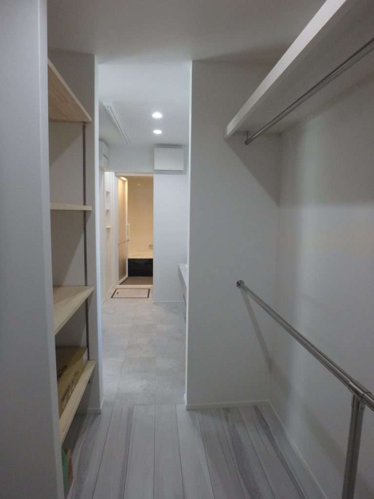 片付け上手になれるファミクロ　ファミリークローゼット