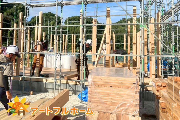 大地震の後も住み続けられるお家上棟しました