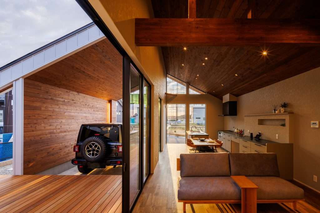 抜群の開放感でくつろげるデザイン住宅