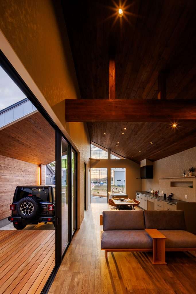 抜群の開放感でくつろげるデザイン住宅