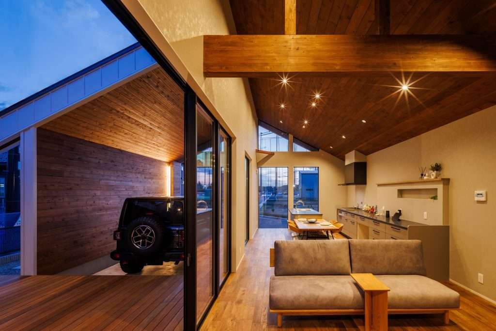 抜群の開放感でくつろげるデザイン住宅