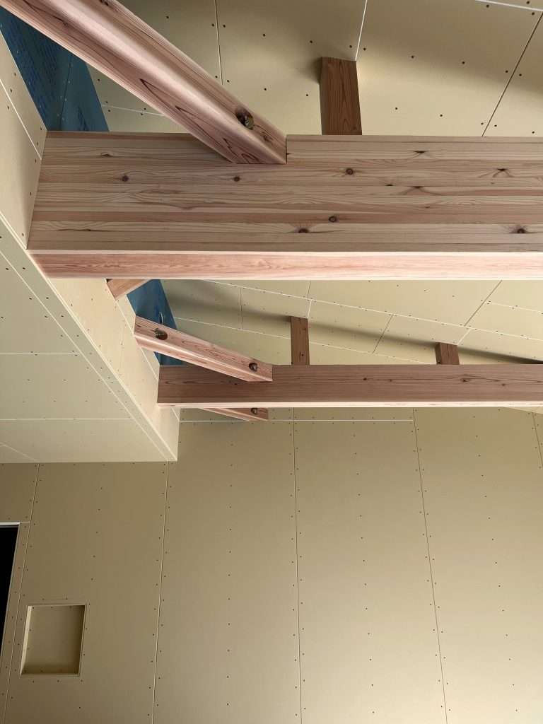 内装工事も順調デザイン住宅現場日記