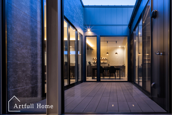 もうひとつのリビングのような中庭がある暮らし