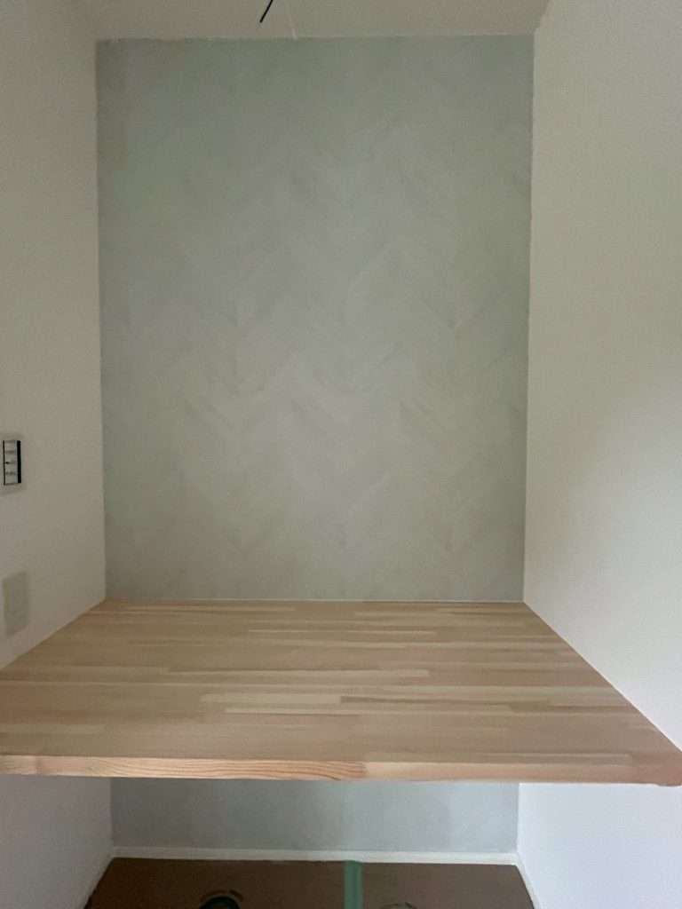 現場リポート黒ガルバ外壁のお家