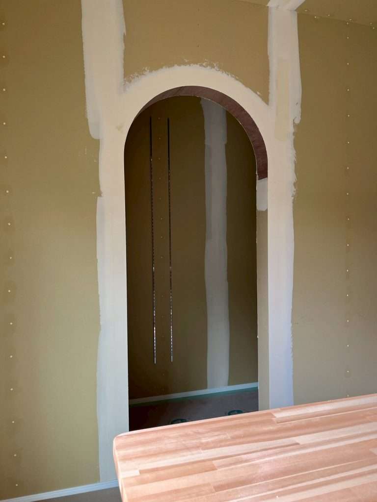 R垂れ壁で柔らかな雰囲気に現場リポート