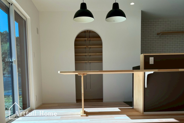 完成まであと少し。ダウンリビングのある住まい