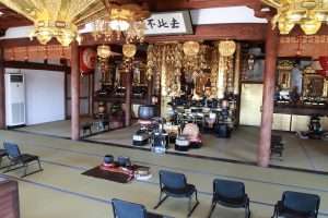 エアコン完備本堂